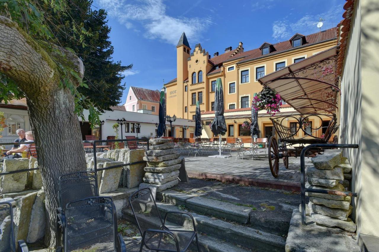 Hotel U Bileho Kone Локет Екстериор снимка